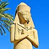 Sehenswürdigkeit: Ramses II. Statue im Tempel von Karnak