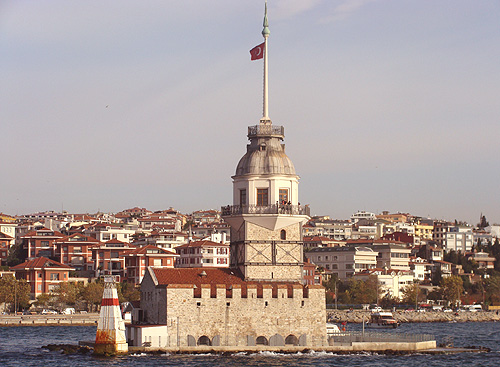Fahrt auf dem Bosporus - Leanderturm (Maiden´s Tower)