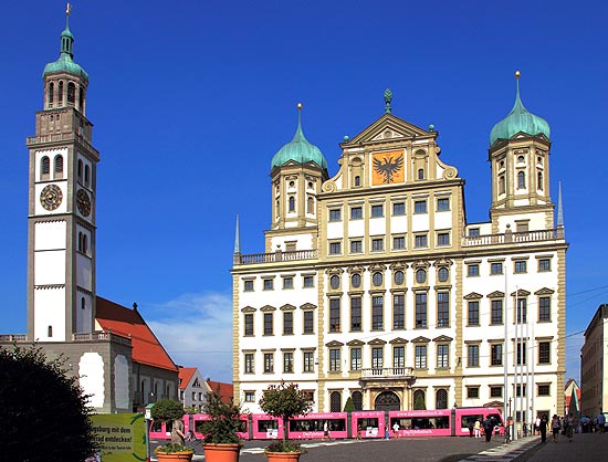 Augsburg, Deutschland (Rathaus und Perlachturm)