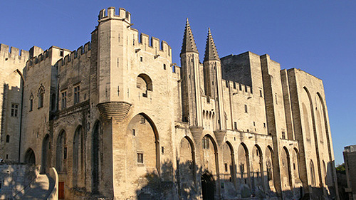 Reiseziele Frankreich: Avignon