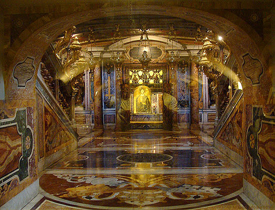 Grabkammer von Petrus im Petersdom
