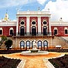 Der Palast von Estói in Portugal
